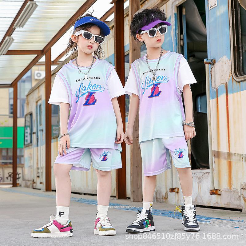 Wholesale of children's basketball clothes for boys and girls Printed kindergarten primary school students No. 24 jersey Light board performance