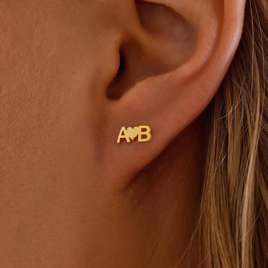 Индивидуальные серьги-гвоздики с инициалом и сердцем, золотого цвета, из нержавеющей стали, серьга-буква с сердцем, подарок на День святого Валентина для жены, мамы