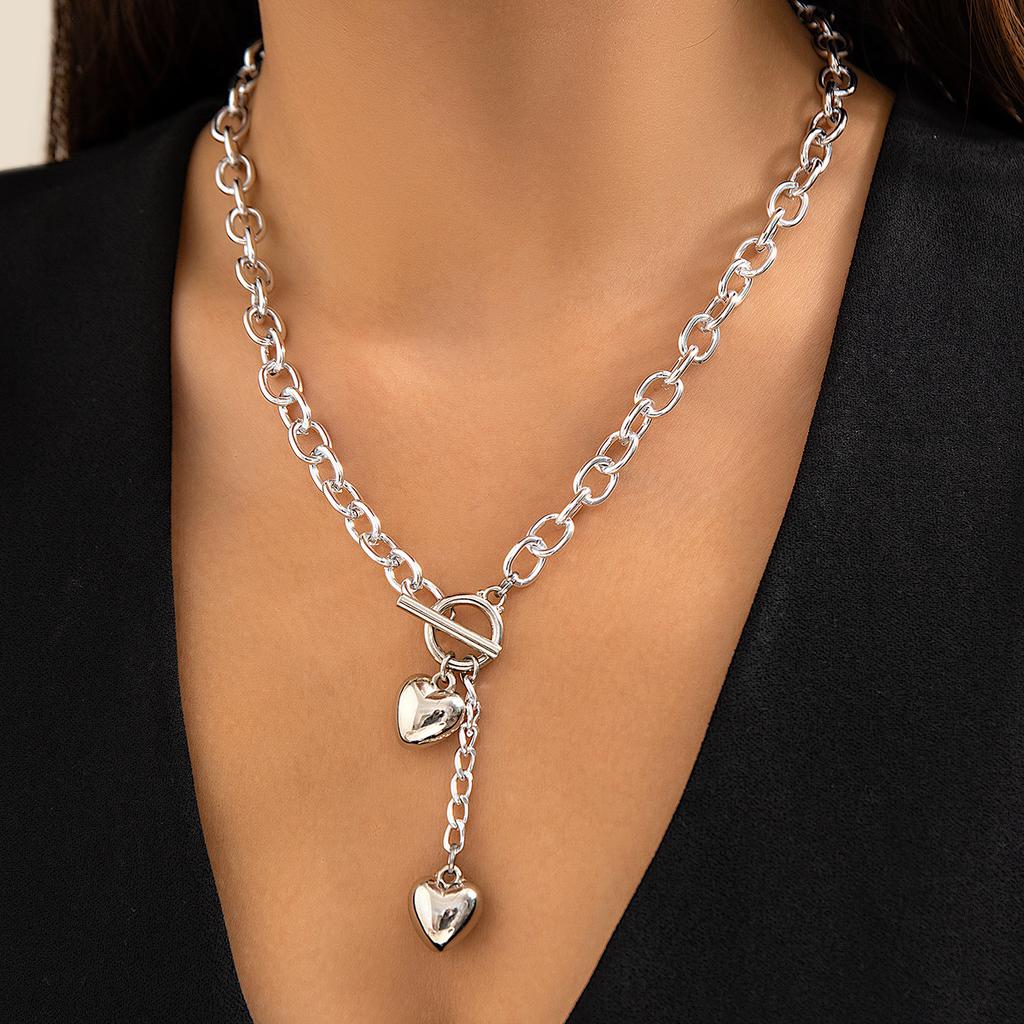 Hip Hop Sweet Cool Metal Love Necklace Women'S Fashion Diamond Set Lock Pendant Collarbone Chain Necklace