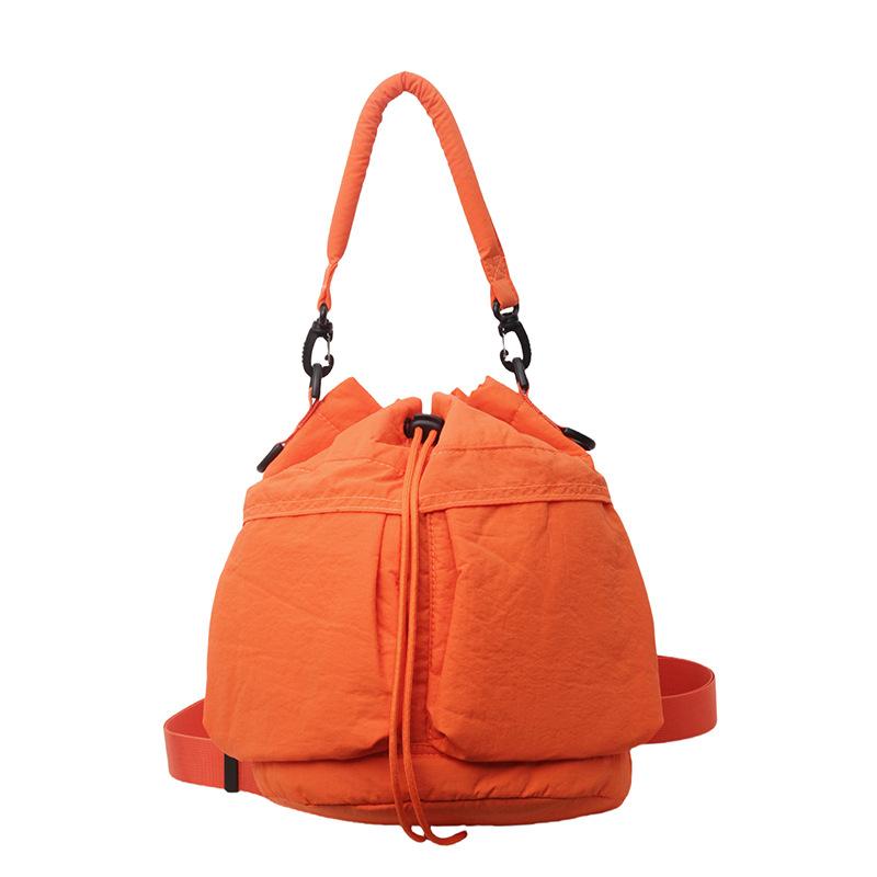 Waterproof Lightweight Cross-Shoulder Crossbody Bag Fashion Casual Large Capacity Drawstring Bucket Bag Simple Casual WOMEN'S Bag
