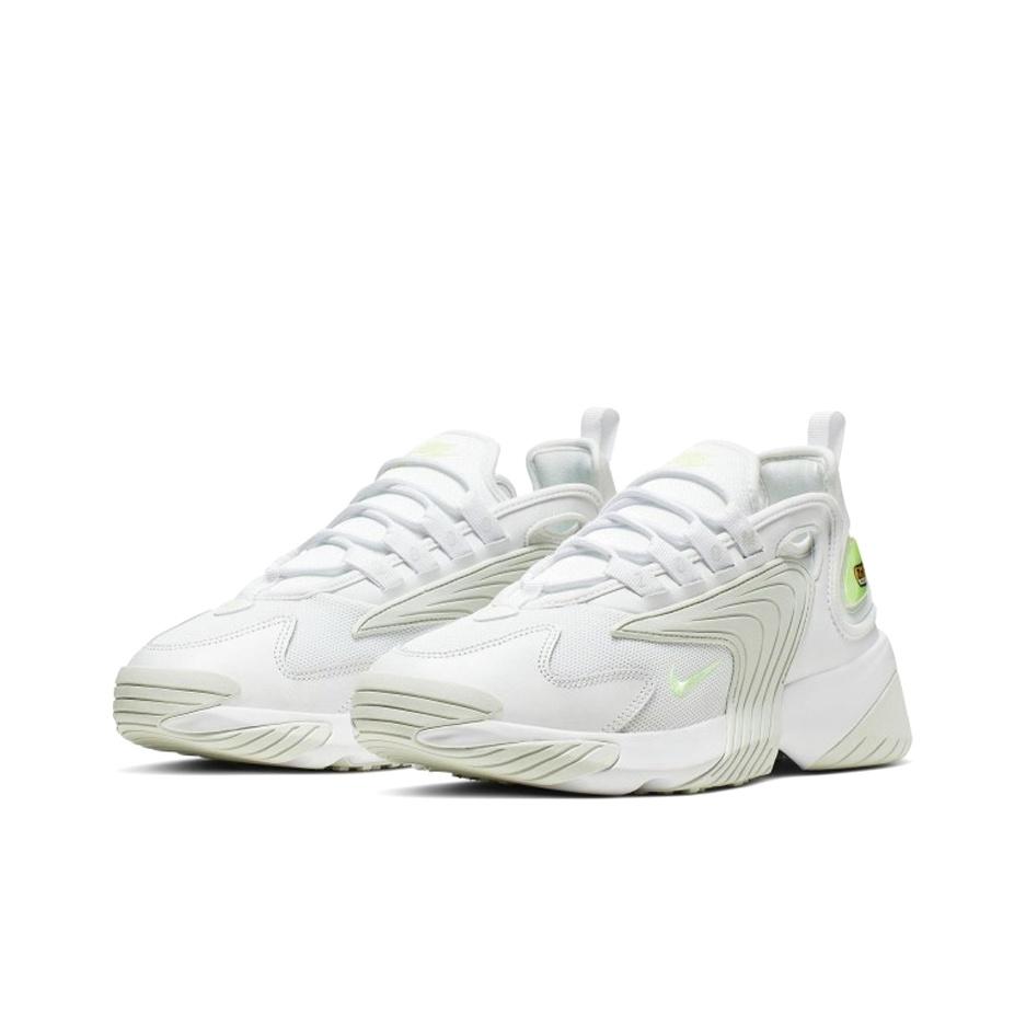 chunky sneakers women nike