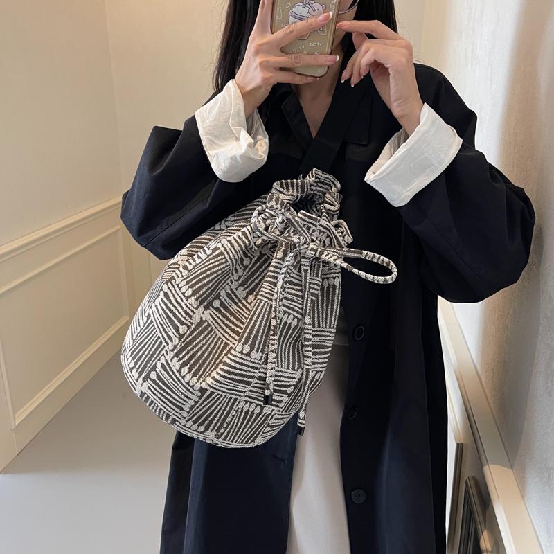 Женская сумка через плечо I вместимость сумка через плечо с завязками однотонная сумка-ведро