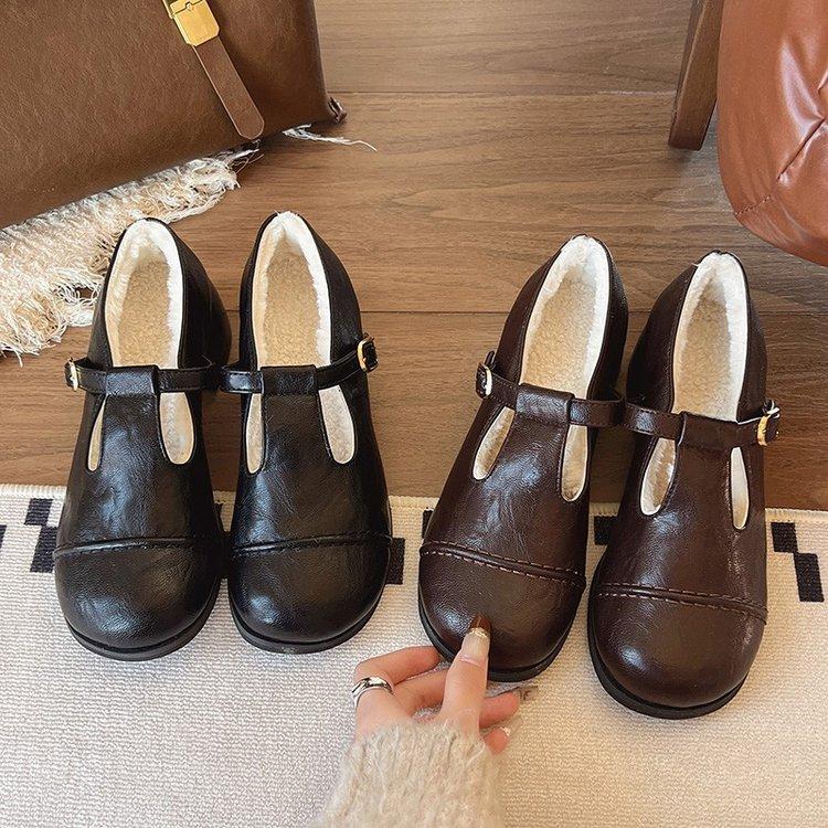 Ретро французские туфли Мэри Джейн на плоской подошве женские 2025 зима новые плюшевые теплые пушистые хлопковые туфли модные маленькие кожаные туфли