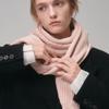 Saint Luxure Soft Leaf Muffler Pink