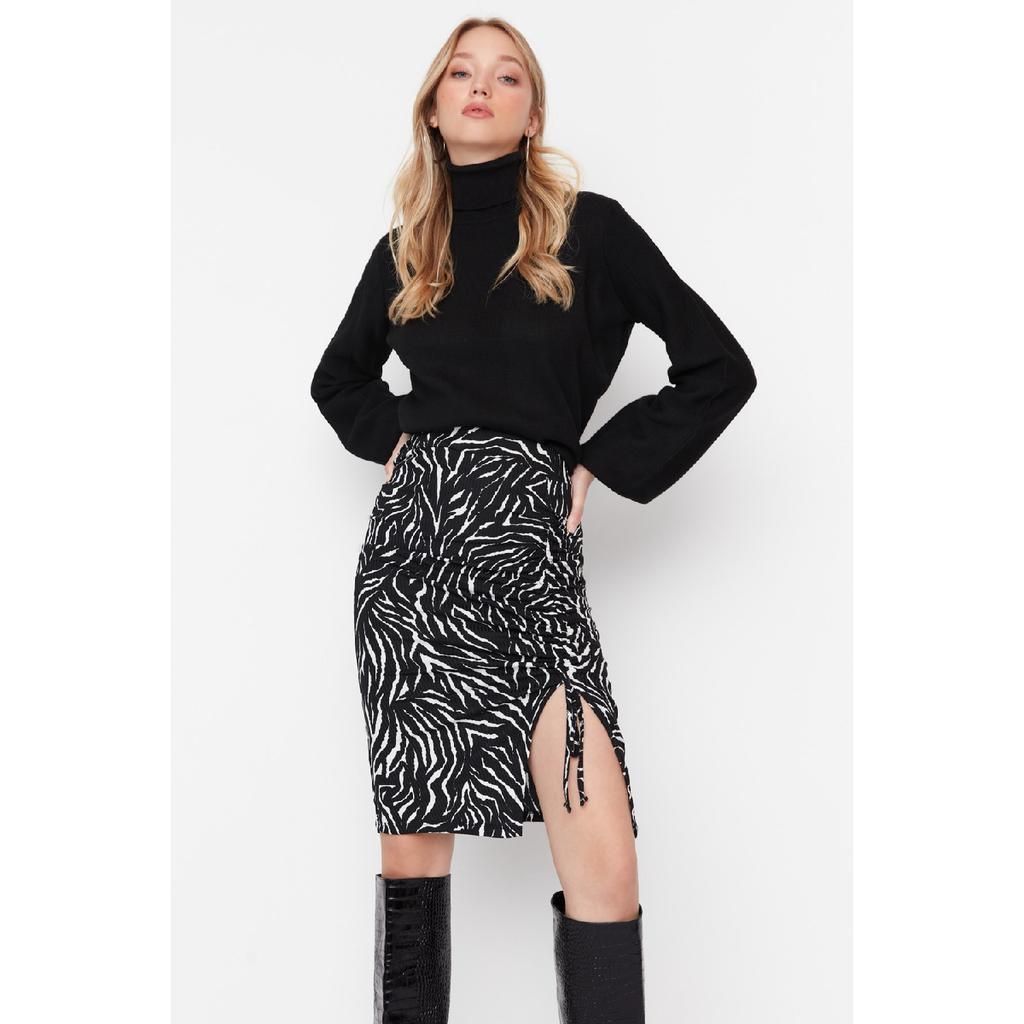 Black Printed Pleated And Slit Fitted High Waist Mini Knitted Skirt Twoaw22et0401