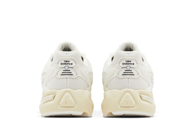 New Balance 725v1 Морская соль Фантомная кость