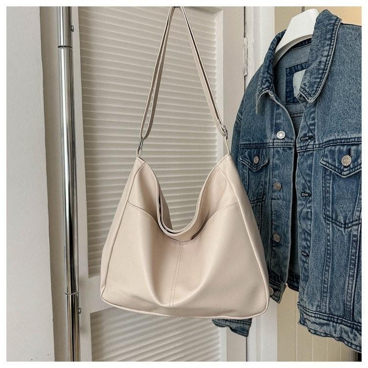 Stylish Urban Chic Pu Tote Bag 2023 Summer Large Capacity Shoulder Bag For Women