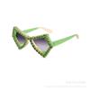 New handmade diamond-encrusted sunglasses, fashionable personalized butterfly sunglasses, anti-ultraviolet sunglasses, anti-blue glasses