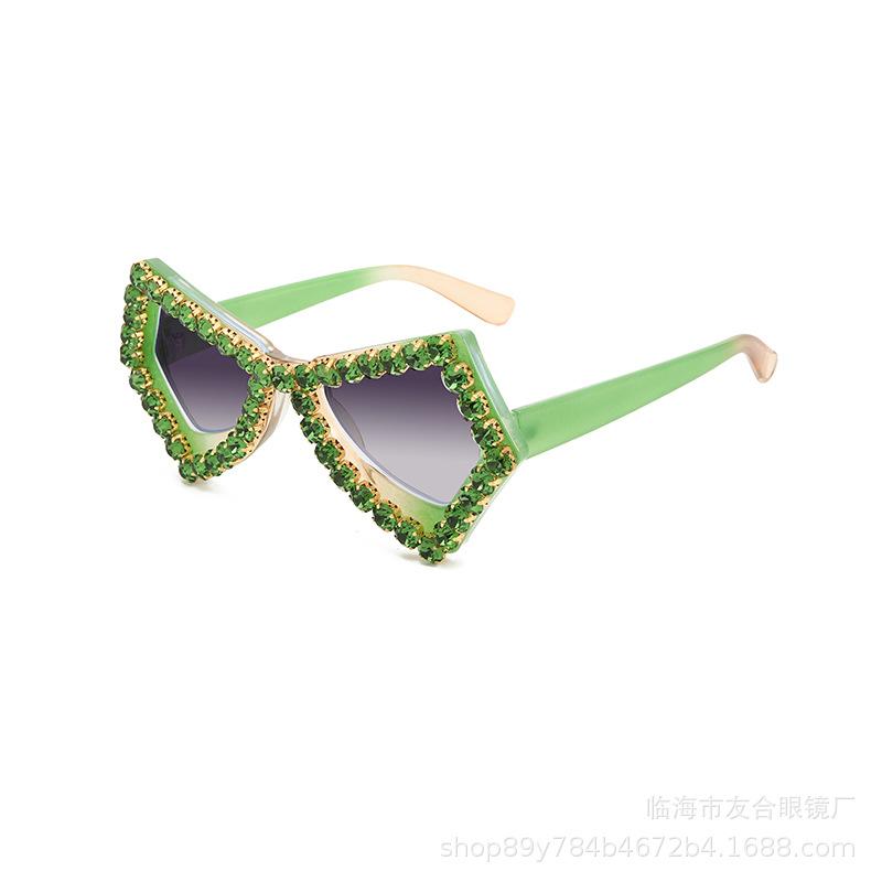 New handmade diamond-encrusted sunglasses, fashionable personalized butterfly sunglasses, anti-ultraviolet sunglasses, anti-blue glasses