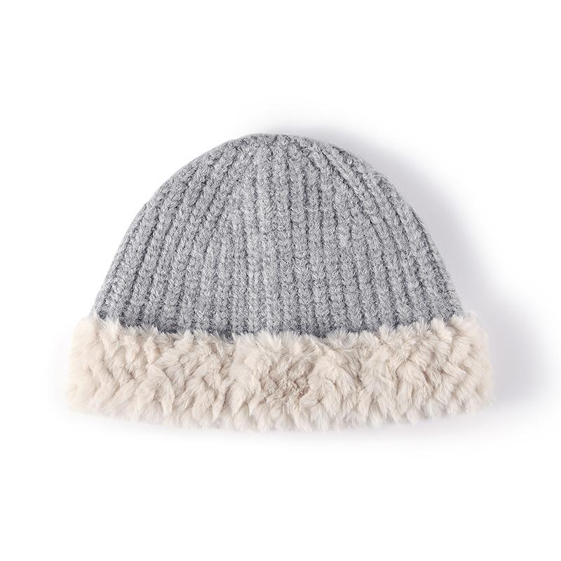 Winter outdoor leisure warm thickened knitted bucket hat women's fashion dome show face small wool hat cold