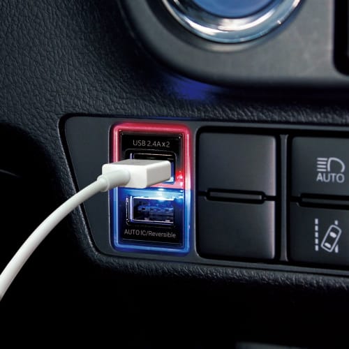 Tsuchiya Yac (Tsuchiya Yac) Car Model Specific Product Toyota Series Power Socket Reversible USB Port 4.8A VP-131