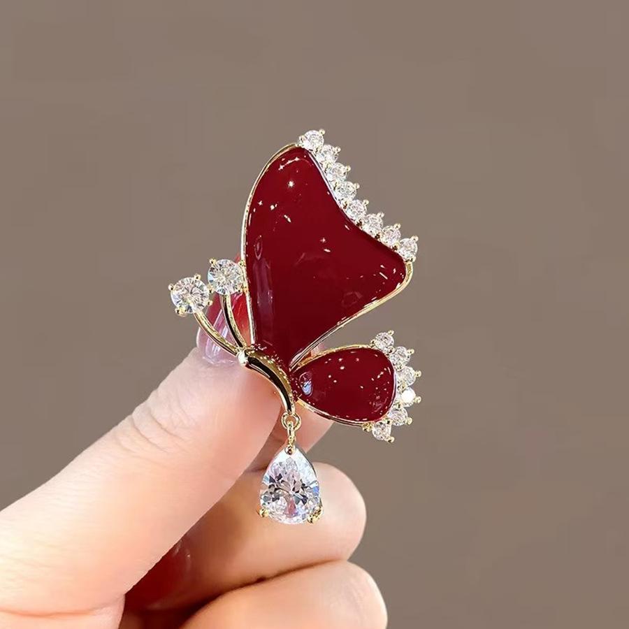 Брошь Пипа Жуи: Элегантная классическая жемчужная брошь для женского ципао