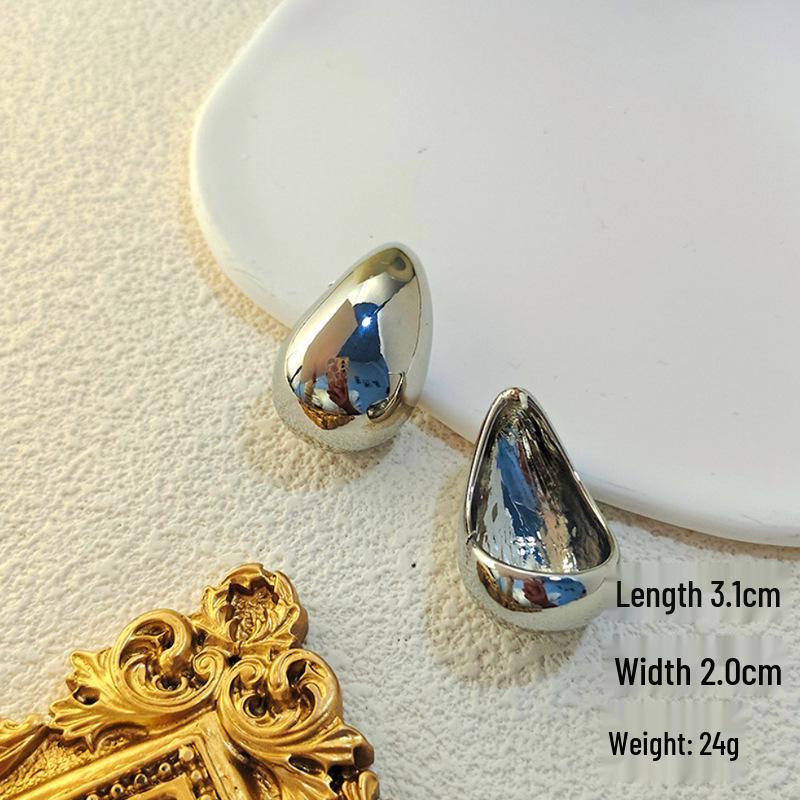 Золотые серьги-пусеты в форме капли: Уникальный высококлассный европейский и американский дизайн