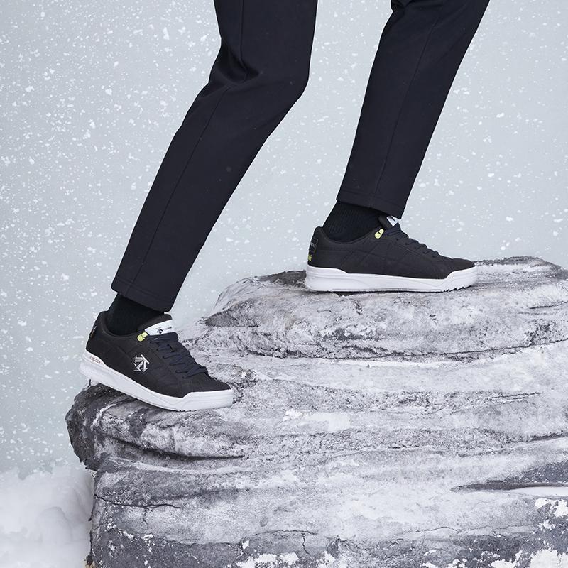 DESCENTE Спортивный стиль Ткань Кожа Удобные Спортивные Нескользящие Износостойкие Легкие Теплые Быстросохнущие Низкие Повседневные Кроссовки D2423LSN92-01