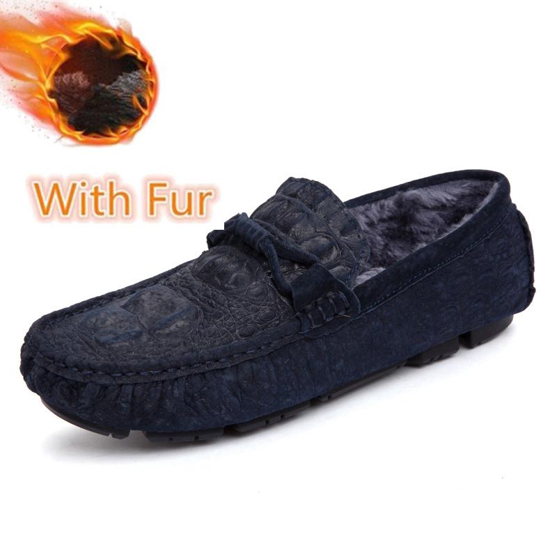 Лоферы с крокодиловым узором, мужские модные туфли без застежек, новые удобные мужские туфли на плоской подошве из натуральной кожи, повседневная мужская обувь, теплые зимние мокасины