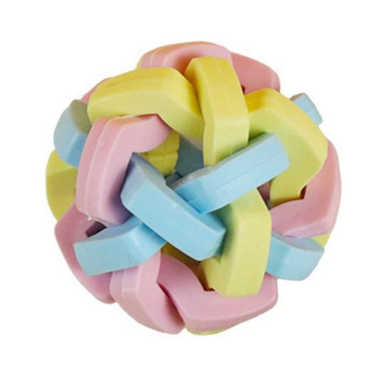 Жевательный мяч для собак Разноцветный переплетенный мяч с колокольчиком Резиновый интерактивный виляющий мяч Игрушка для жевания питомцев для снятия скуки и чистки зубов для собак кошек