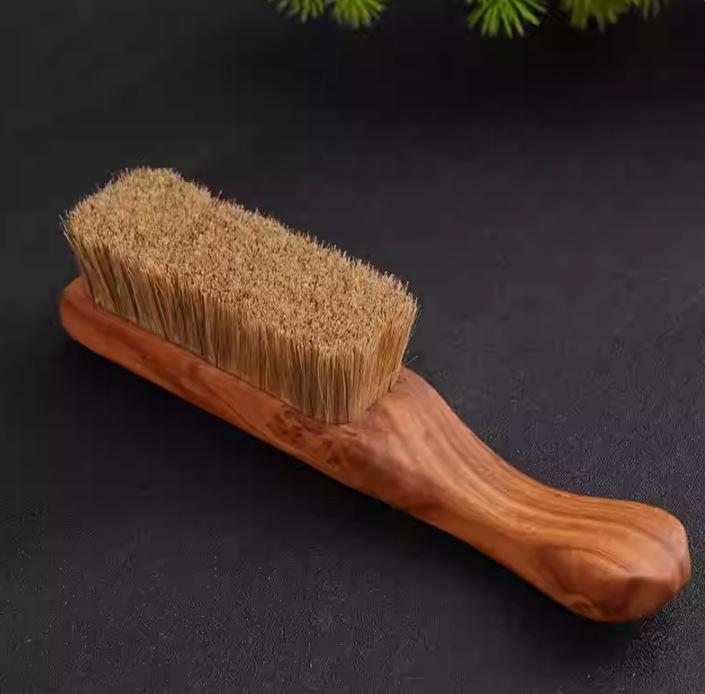 Mini Boar Bristle Brush with Purple Sandalwood and Walnuts