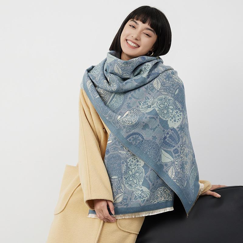 Retro Ethnic Style Color Matching Printed Scarf Female Fresh, Sweet And Auspicious Pattern Shawl Fashionable Warm Soft Scarf