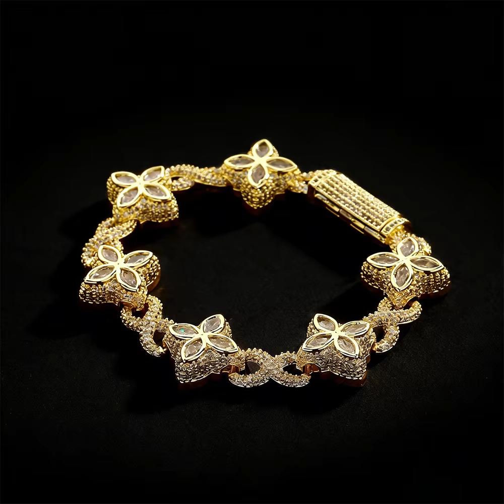 Popular Fashion Exquisite Hip Hop Jewelry Bling CZ Iced Out Four Leaf Clover Infinite Bracelet for Women and Men