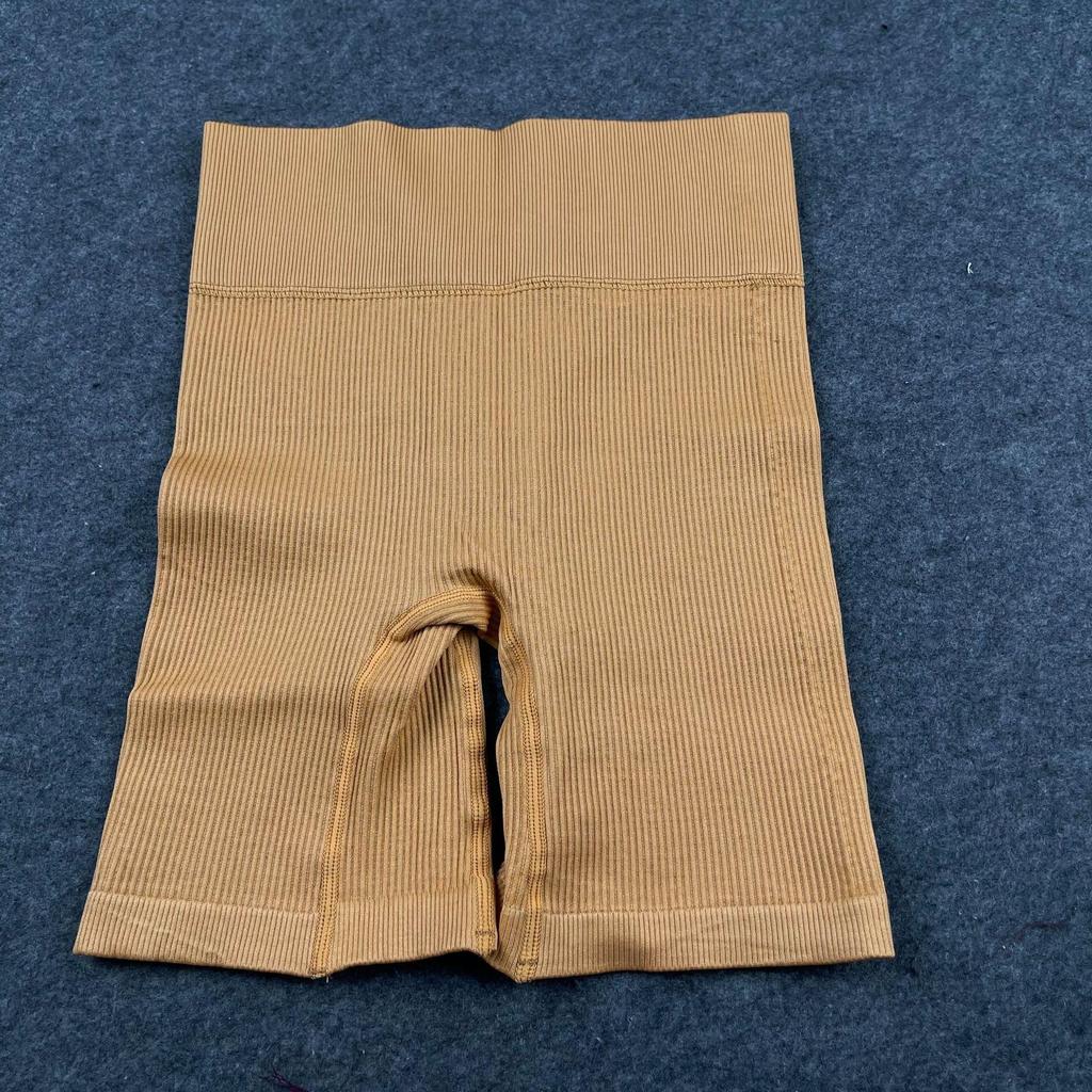 Women's High-Waist Seamless Yoga Shorts - European/American Style, Elastic Tights for Fitness & Hip Lift.