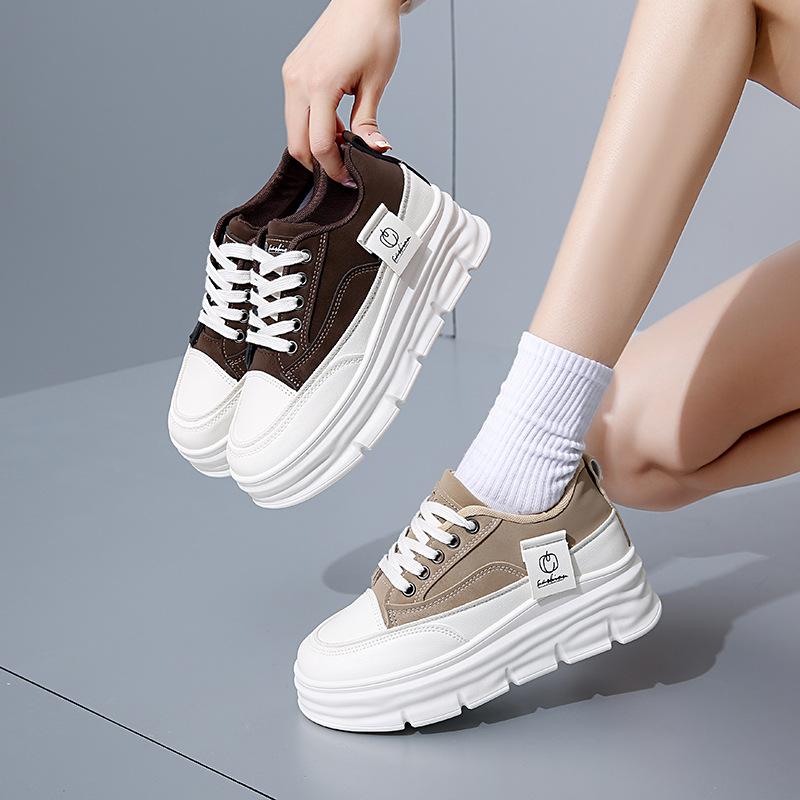 2025 весна маленькие белые туфли новая корейская версия ins женские студенческие туфли для увеличения роста на платформе спортивные туфли для доски повседневная обувь женская CY706