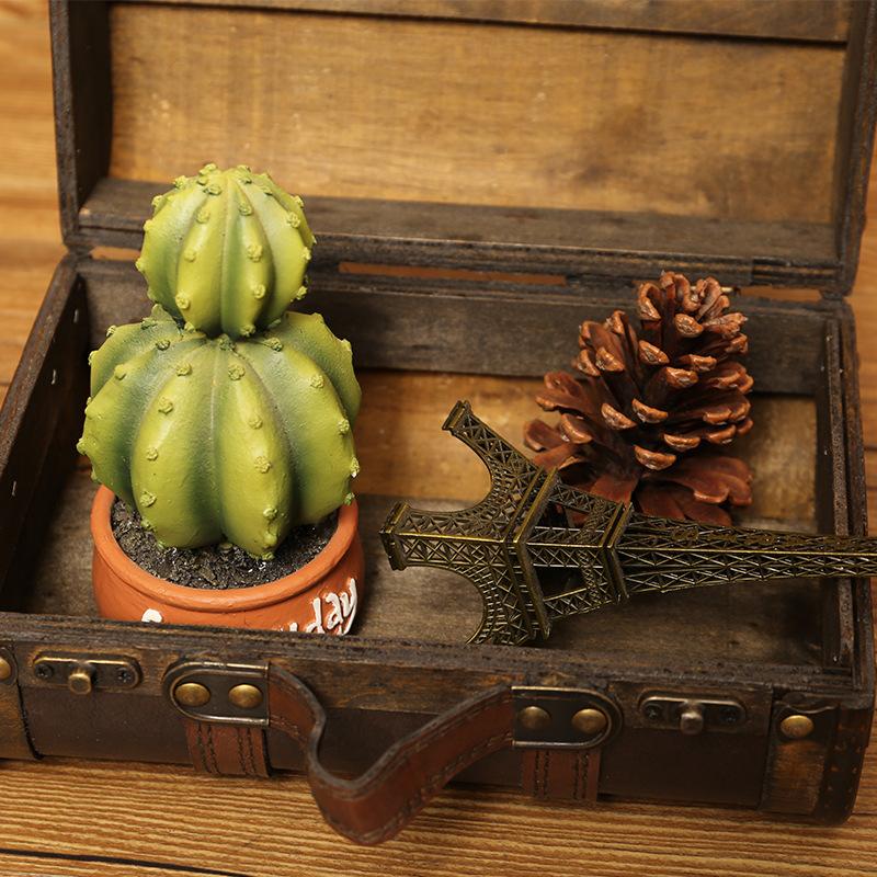 1Pc Retro Suitcase Wooden Antique Storage Box Medieval Treasure Chest Necklaces Jewelry Organizer Box with Lock Prop Box