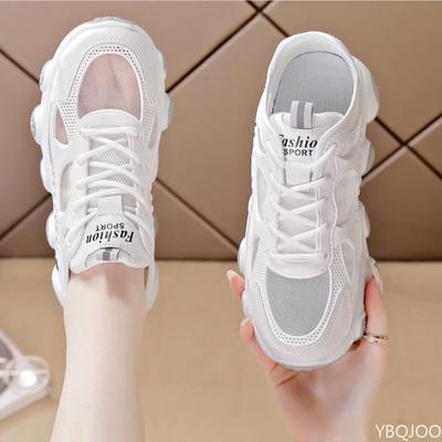 Летняя сетчатая обувь 2025 Модная белая обувь с увеличением роста Повседневные дышащие кроссовки Трендовые женские вулканизированные туфли Mujer