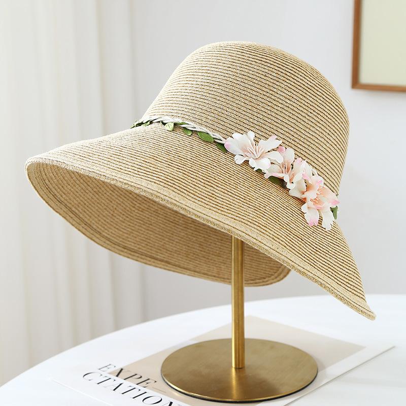 French Elegant Flower Decoration Straw Hat Women's Spring Summer Seaside Vacation Small Face Sunscreen Big Brim Sun Hat