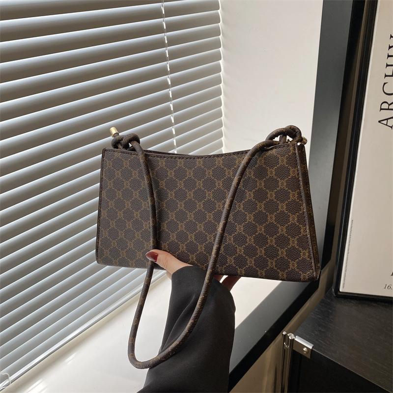 Niche Design Retro Large-capacity Bag Women's 2025 New Fashion High-end Texture Versatile Shoulder Messenger Bag