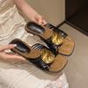 Мода Мода Квадратный носок Открытый носок Шлепанцы Новые Женские Металлическая пряжка Слипоны Мягкие Противоскользящие Квадратный каблук Римские шлепанцы