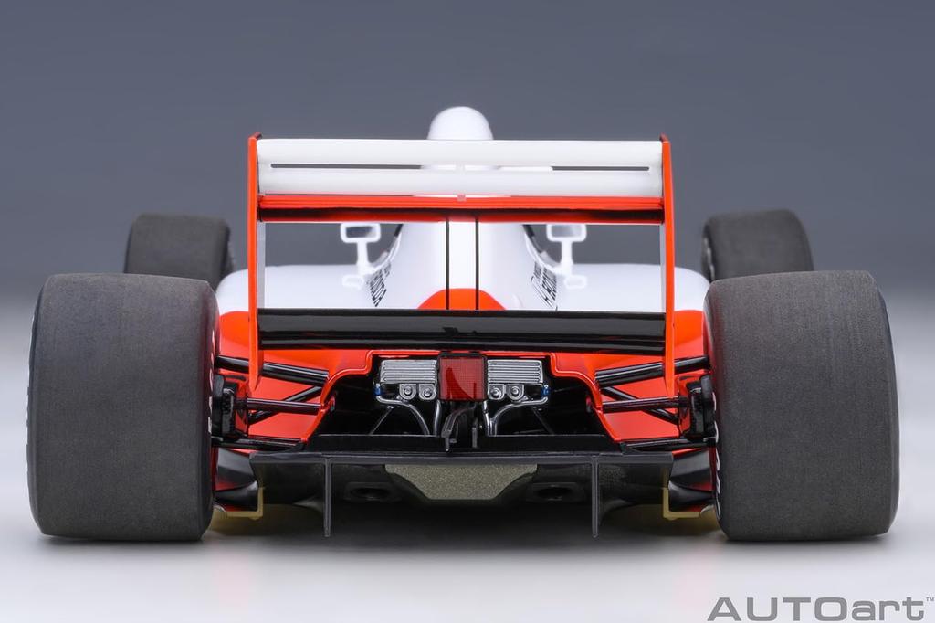 AUTOart McLaren Honda Japanese GP 1991 Герхард Бергер Завершенный продукт 1/18 MP4/6 #2