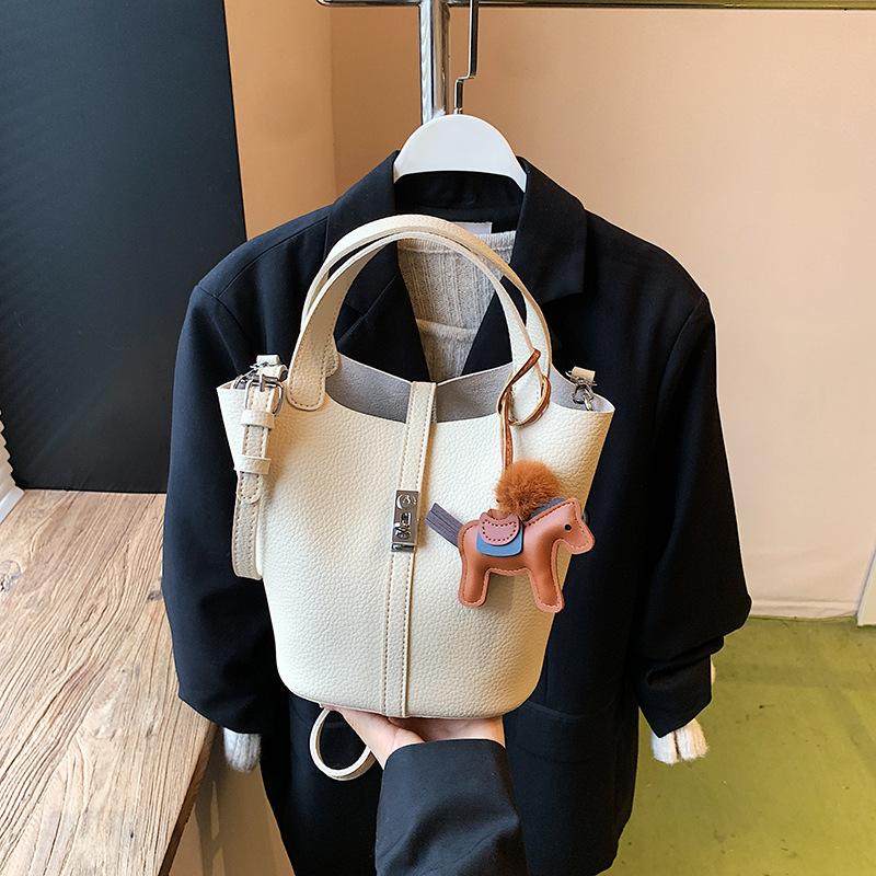 Винтажная маленькая сумка Maillard 2025 новая повседневная универсальная женская сумка-мессенджер изысканная ручная сумка-ведро для мамы