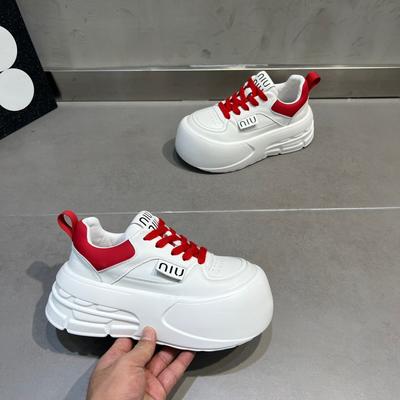 Женская обувь – Кроссовки