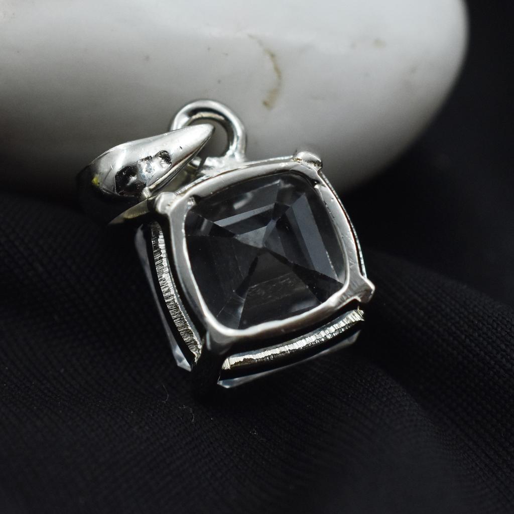 Квадратный Натуральный Сапфир 29.05 Карат Серебристо-Белый Подвеска Свободный Драгоценный Камень СЕРТИФИЦИРОВАН AR-3644-Sa