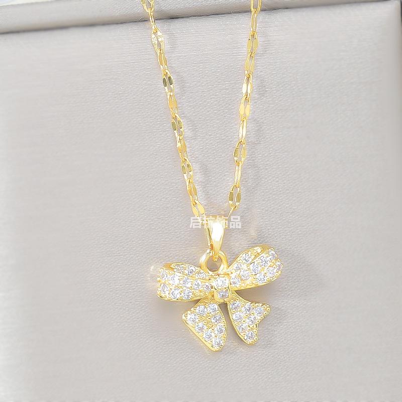 Ожерелье-бабочка из титановой стали с полными бриллиантами, женское, легкая роскошь, высокое чувство, универсальное, темпераментное, с цирконовой подвеской