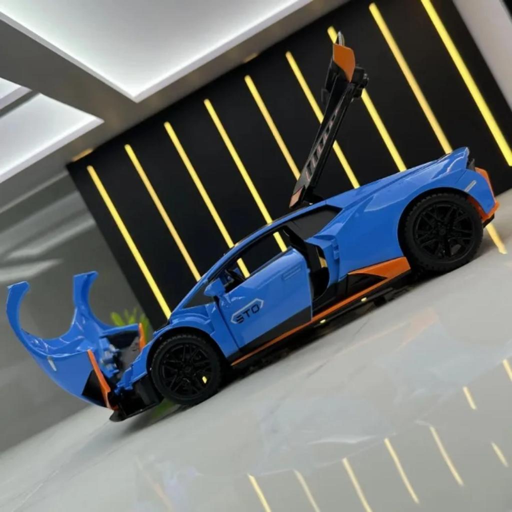 Сплав 1/24 Модель спортивного автомобиля Lambo Huracan STO Литые игрушки Транспортные средства Звук и свет Миниатюрный автомобиль Коллекционный Домашнее украшение