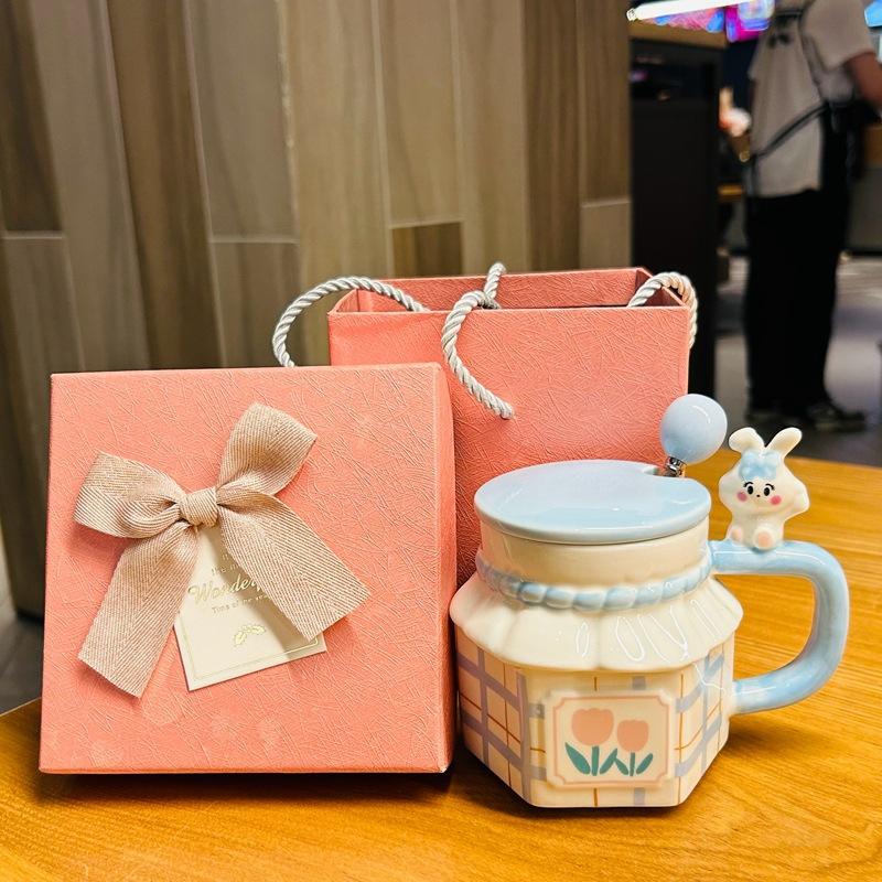 Пара кроликов Чашка-тюльпан Сувенир Подарок на день рождения Девочка Офисная чашка для воды Керамическая кружка с крышкой