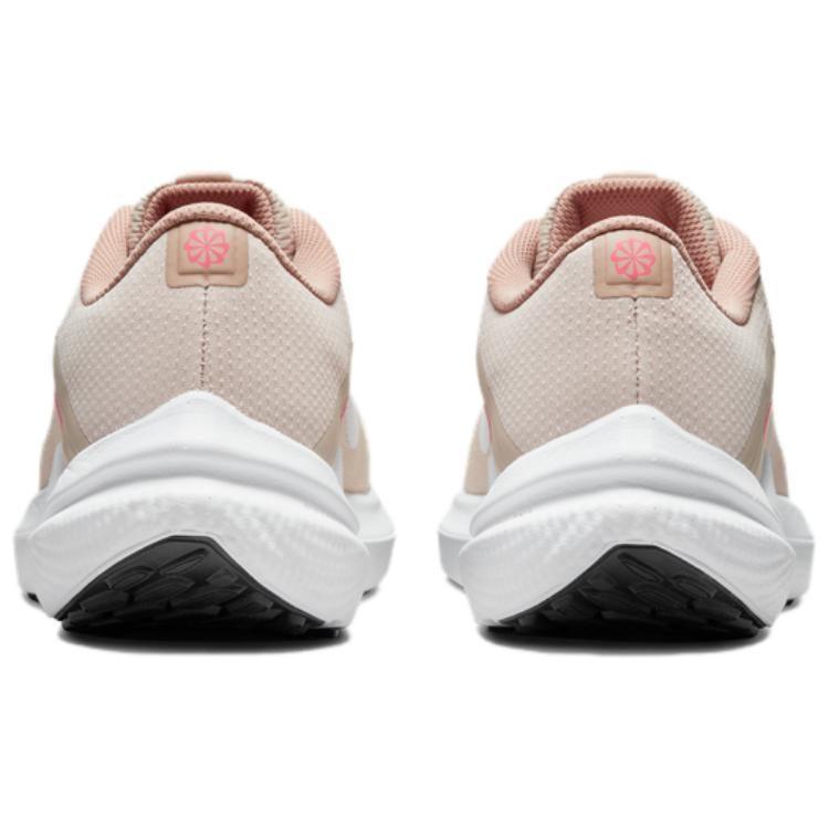 Nike Женские кроссовки Air Zoom Winflo 10 'Sanddrift White' DV4023-100