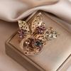 Luxurious and Light Alloy Brooch with A High-end Feminine Touch, A Niche Brooch with Exquisite Rhinestone Flowers