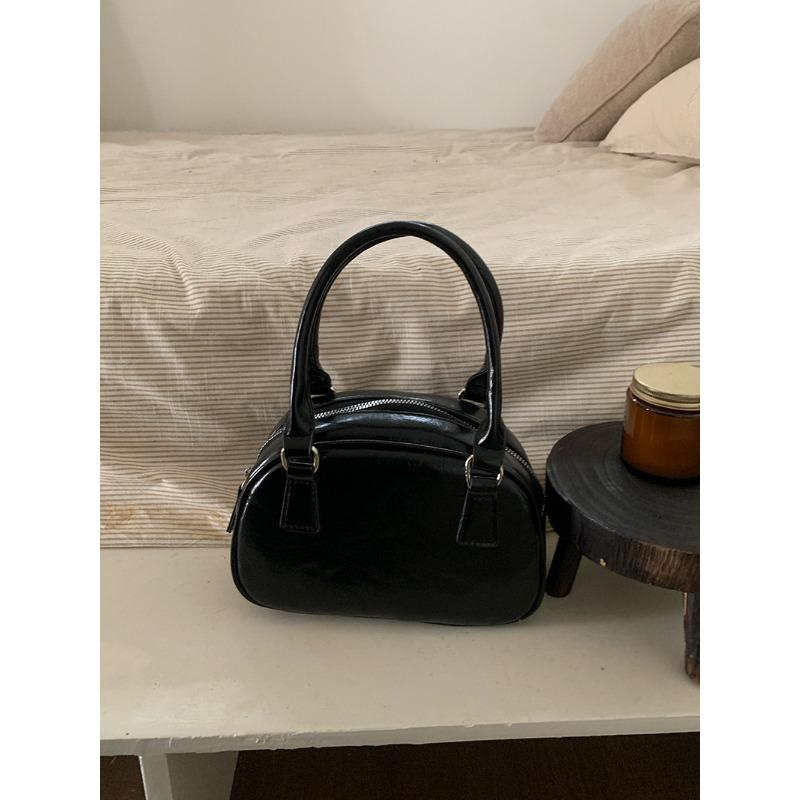 Красная сумка для женщин, осенне-зимняя новинка, модная корейская сумка-боулинг для ношения в руке, универсальная сумка через плечо, повседневная квадратная сумка