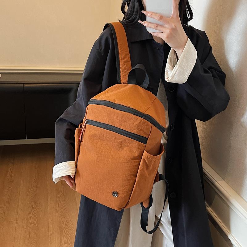 Foreign style personality simple niche design casual texture women's backpack 2025 autumn new fashion backpack