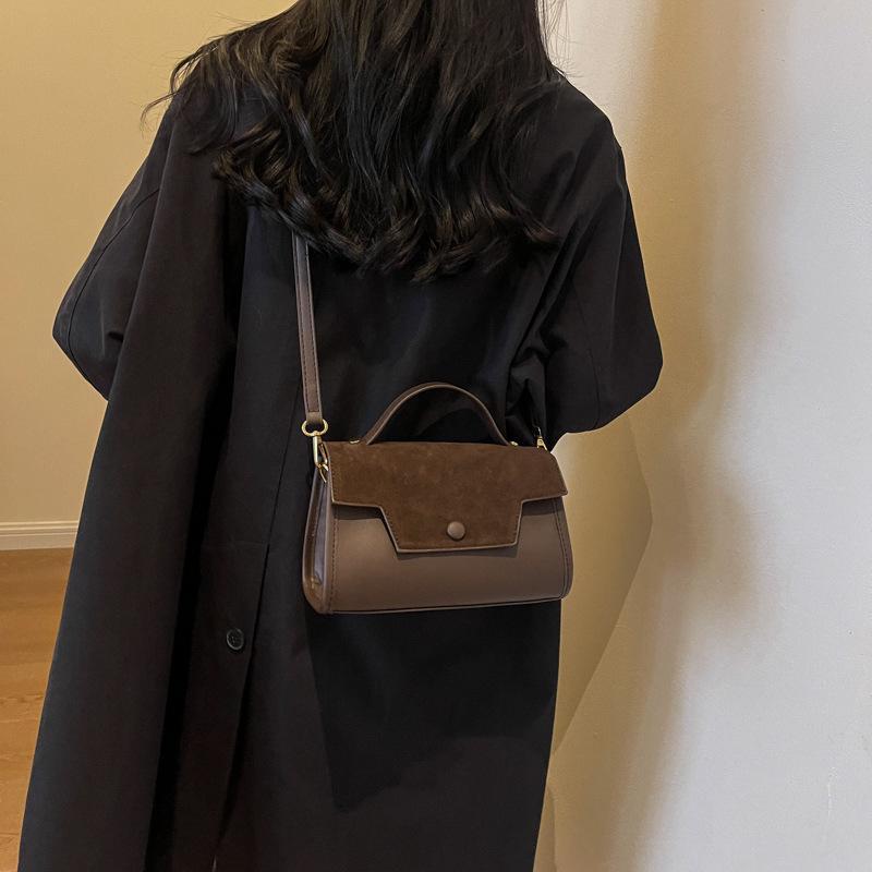 Сумка женская сумка 2024 осень зима новая корейская версия простая модная сумка-мессенджер женская ретро матовая сумка через плечо hbag tide