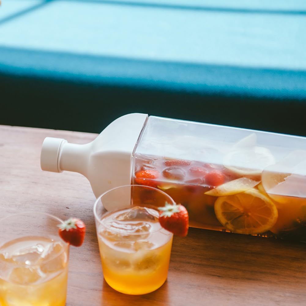 Hario Kirk Bottle 1200ml White Resin Vertical and Horizontal Pitcher with Tea Strainer Made In Japan KAB-120-W