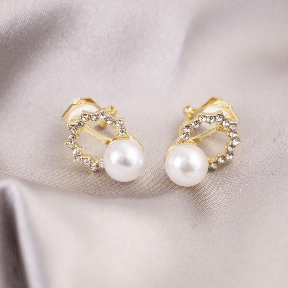 Универсальные легкие роскошные клипсы для ушей без проколов, повседневные высококачественные треугольные клипсы для ушей, универсальные женские серьги