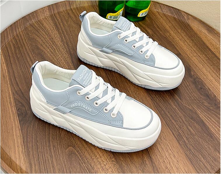 Новые кроссовки на платформе для женщин со шнуровкой, женские удобные кроссовки из вулканизированной стали для бега, спортивные кроссовки на толстой подошве