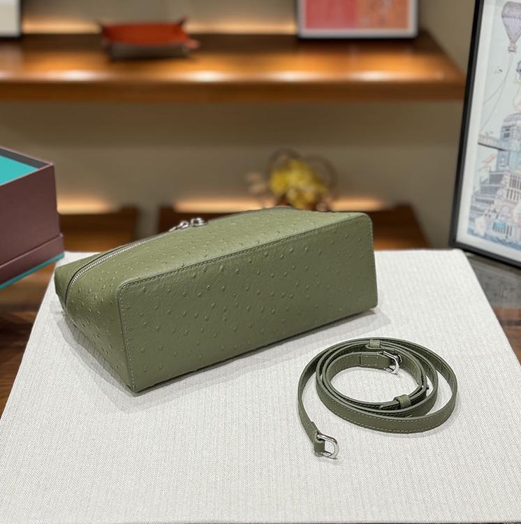 Second Generation L19L27 Lunch Box Bag Ostrich Pattern Top Layer Cowhide Handbag For Women's Fashion Single Shoulder Crossbody Makeup Bag