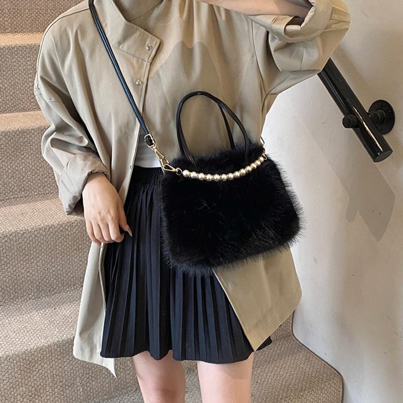 Hairy Handbag Pearl Chain Plush Small Square Bag For Women Fashion Elegant Shoulder Crossbody Bag Autumn Winter Versatile Totes