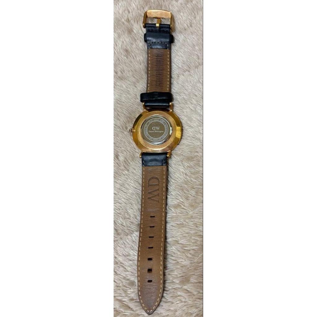 Подержанные часы Daniel Wellington 32 мм