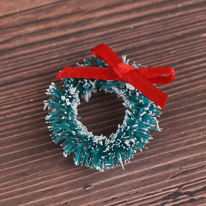10Pcs Mini Christmas Wreaths Miniature Garden Home Decoration Dollhouse Decor