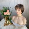 Короткий смешанный блондин-коричневый синтетический парик из натуральных волнистых волос с челкой, термостойкий парик из волокна для белых женщин, повседневные парики для косплея
